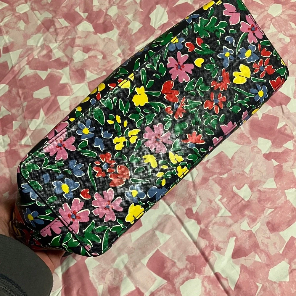 Kate Spade Navy Floral Tote Bag brand new no tags - Picture 4 of 13